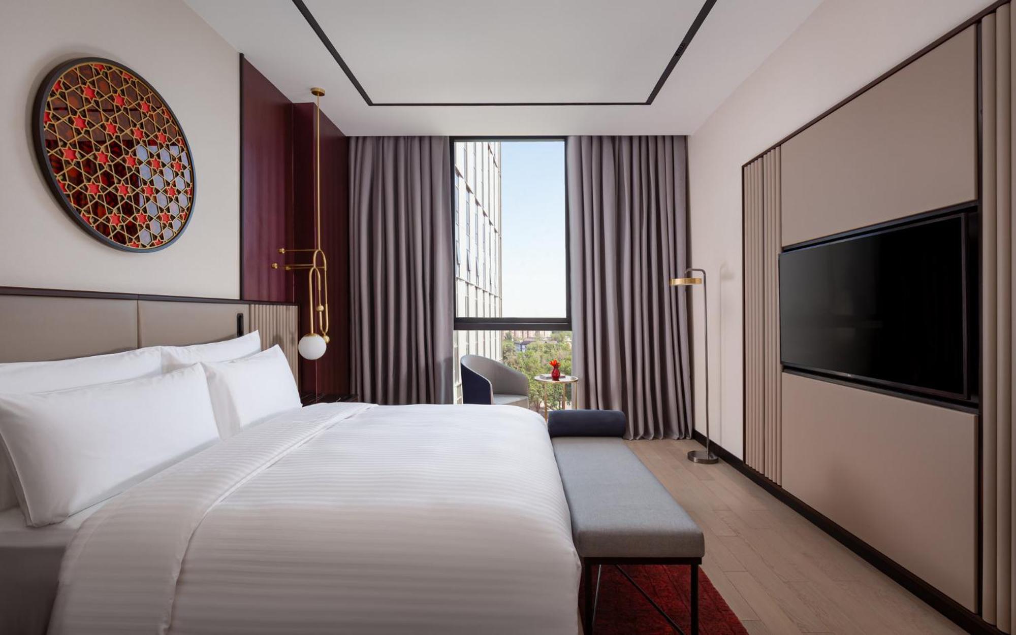 Intercontinental Tashkent By Ihg Hotel Ngoại thất bức ảnh
