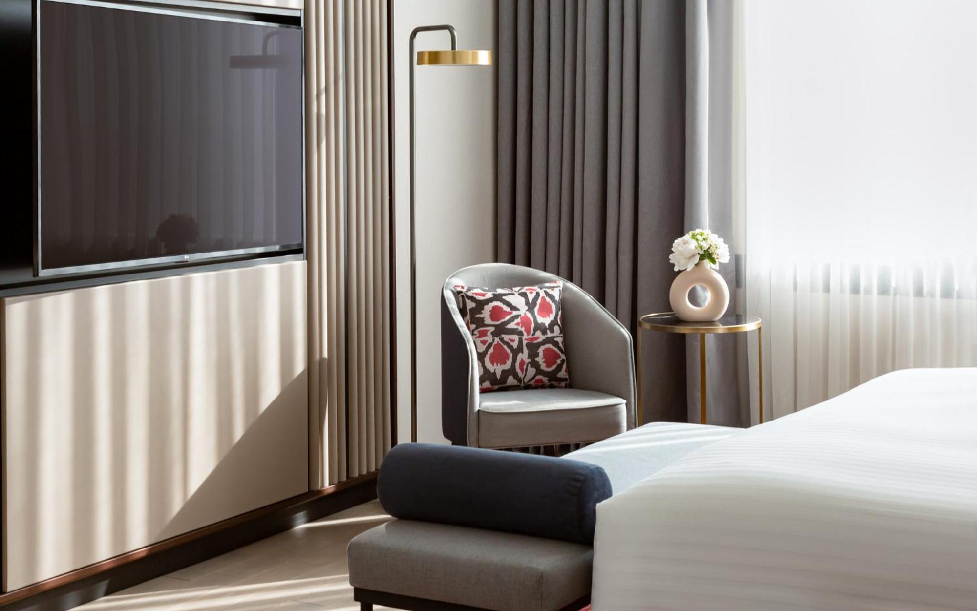 Intercontinental Tashkent By Ihg Hotel Ngoại thất bức ảnh